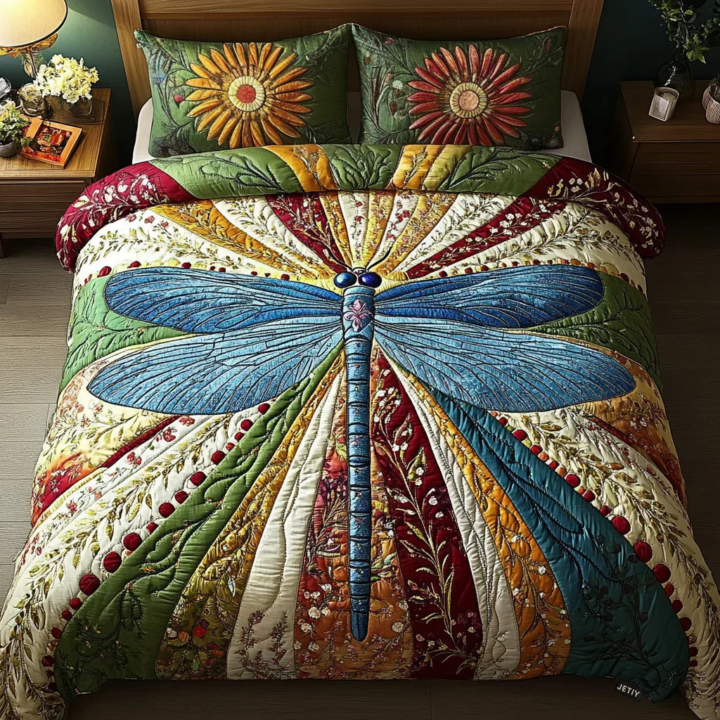 Quilted Bed Set 3 Pieces - Golden Dragonfly