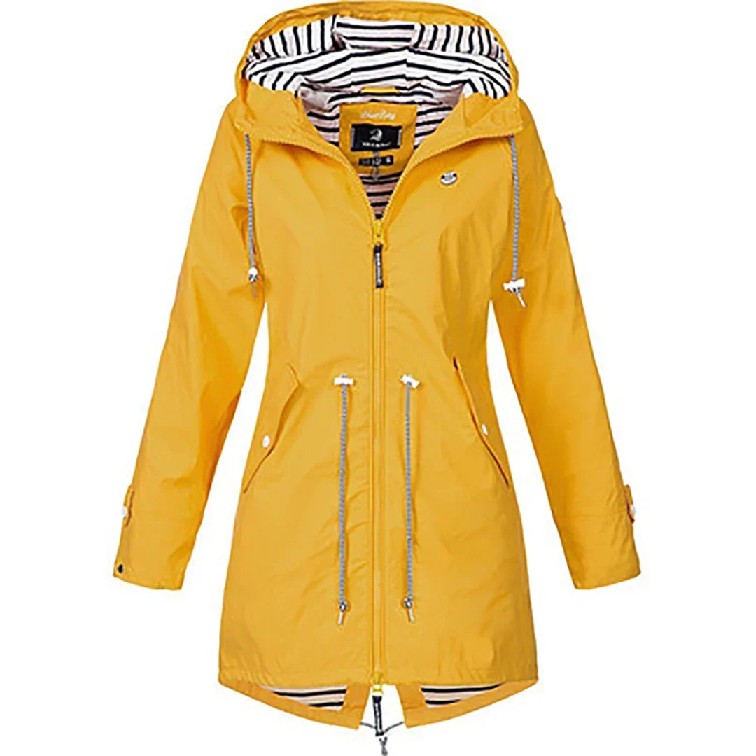 NOOR | ELEGANT RAINCOAT WITH FLATTERING FIT
