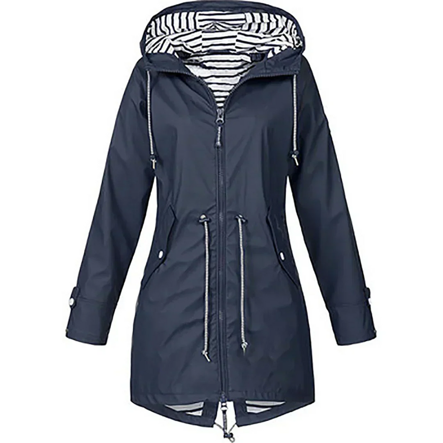 NOOR | ELEGANT RAINCOAT WITH FLATTERING FIT