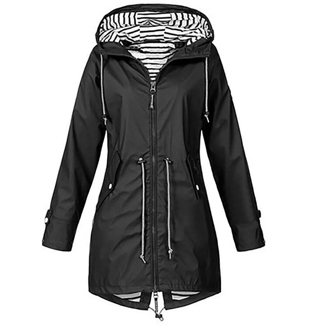 NOOR | ELEGANT RAINCOAT WITH FLATTERING FIT